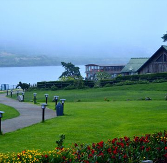 Breathtaking exterior view of Dalada Maligawa at night